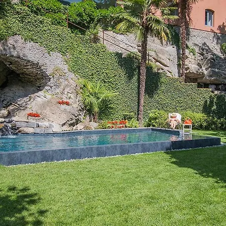 ヴィラ Sleeps 9 With Pool And Air Con